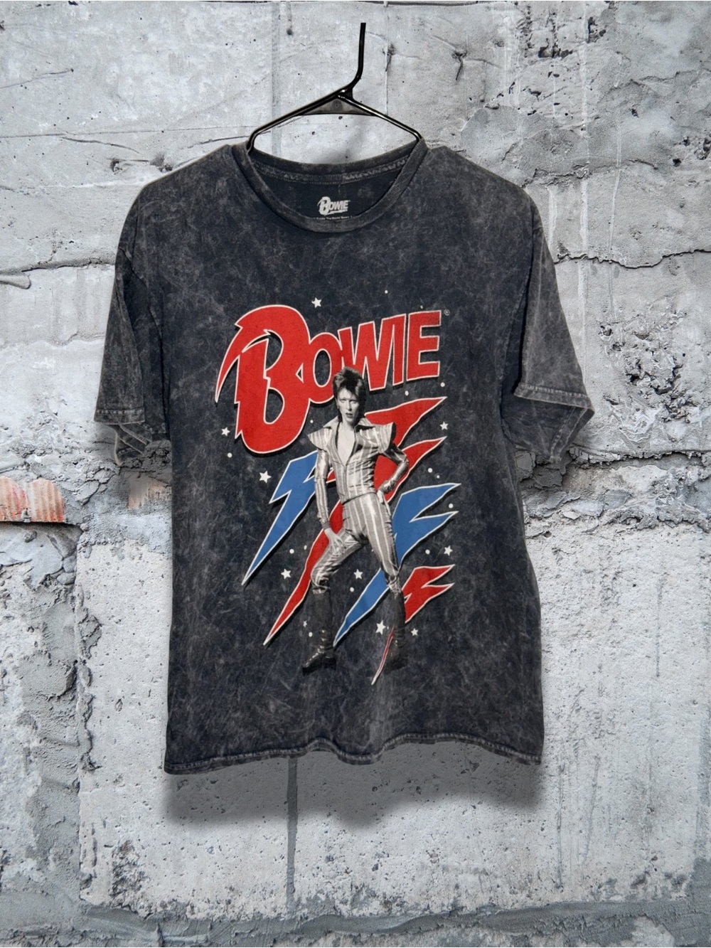 Bowie Men’s Short Sleeve Graphic Tee — Washed Black